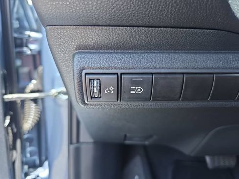 Used 2024 Toyota Corolla LE FWD image 19
