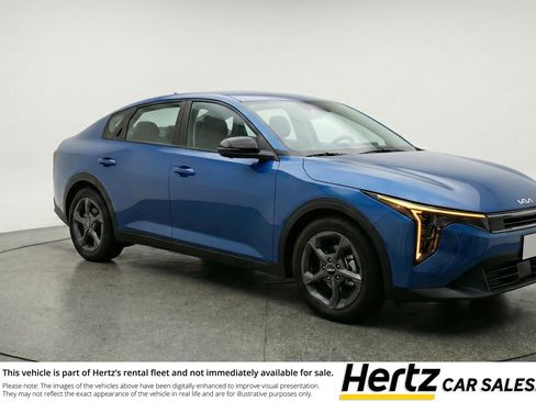 Used 2025 Kia K4 FWD image 1