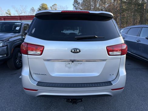 Used 2016 Kia Sedona LX w/ Option Group 020 image 5