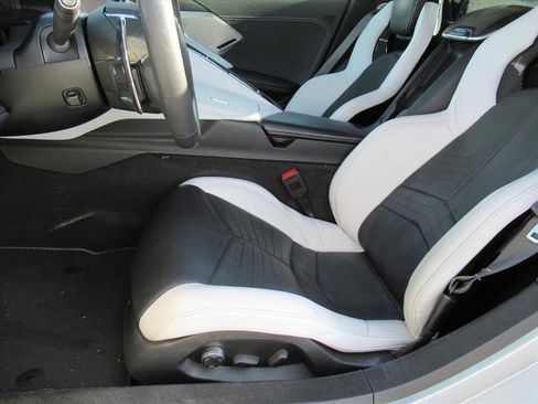 Used 2024 Chevrolet Corvette Stingray w/ Z51 Performance Package image 14