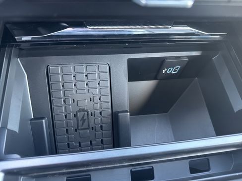 New 2026 Ford F350 Lariat image 26