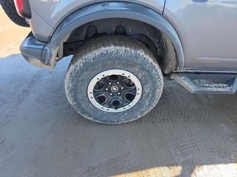 Used 2021 Ford Bronco Badlands image 14