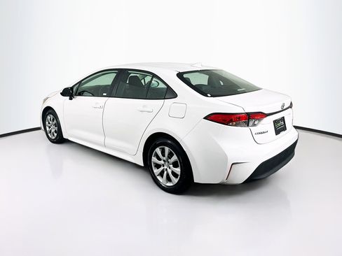 Used 2024 Toyota Corolla LE image 5