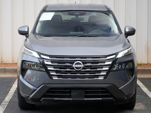 Used 2025 Nissan Rogue SV AWD/4WD image 40