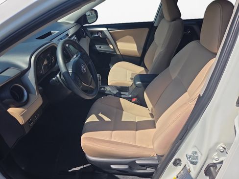 Used 2015 Toyota RAV4 XLE image 11