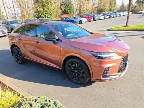 Certified 2023 Lexus RX 500h F Sport w/ Accessory Package (Z1) image 8