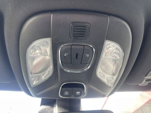 Used 2025 Jeep Compass Limited w/ Sun & Sound Group image 32