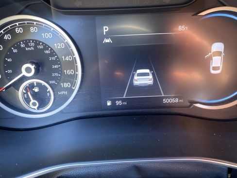 Used 2022 Genesis G70 3.3T image 34