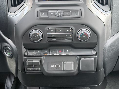 New 2026 Chevrolet Silverado 1500 Custom AWD/4WD image 16