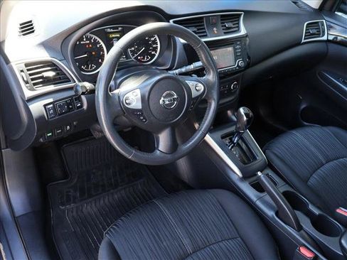 Used 2017 Nissan Sentra SV FWD image 10