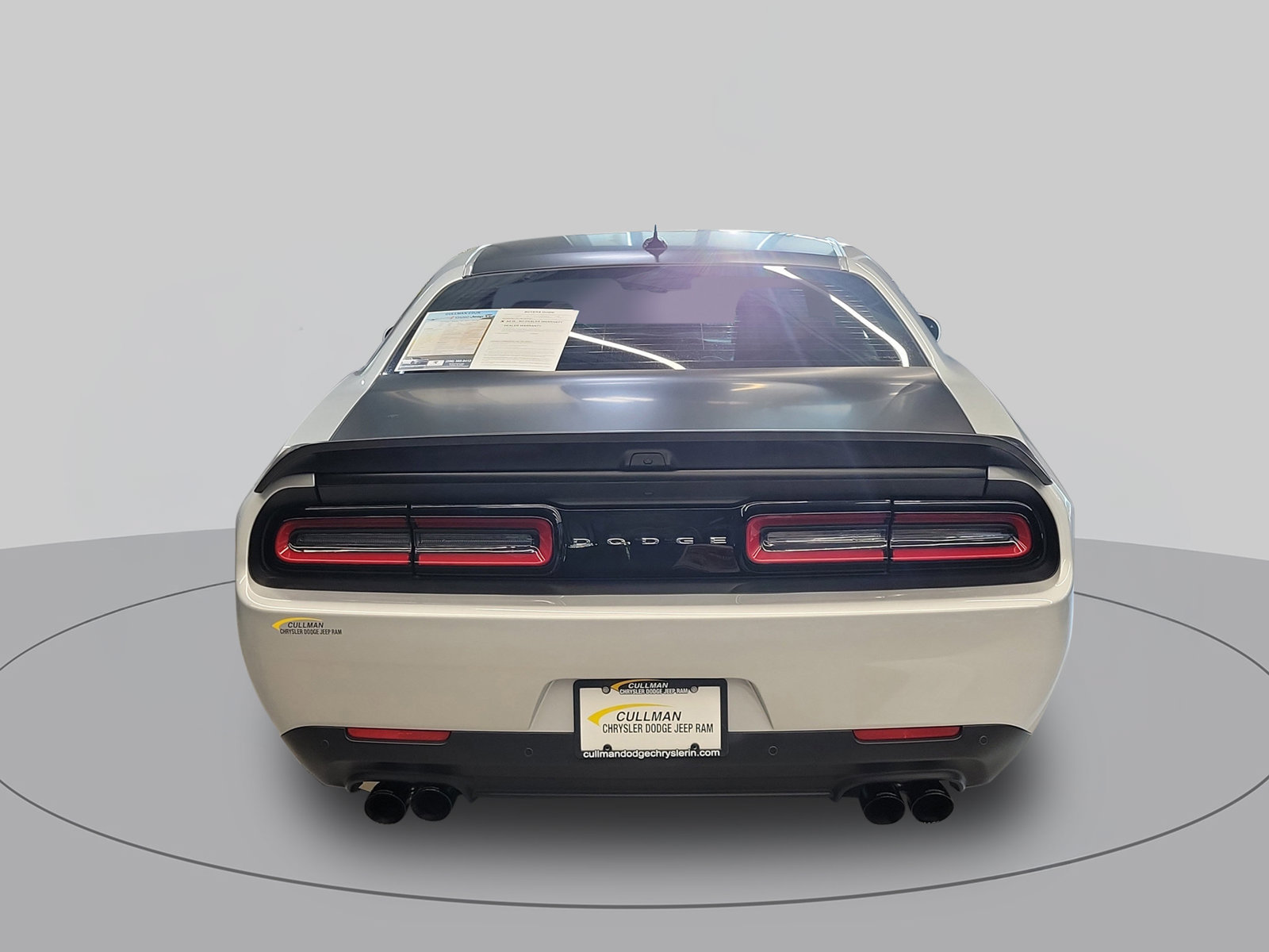 Used 2023 Dodge Challenger SRT Hellcat RWD image 4