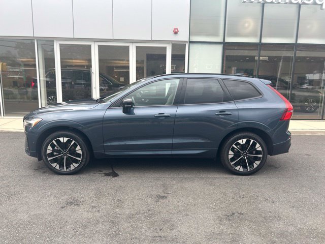 Certified 2026 Volvo XC60 B5 Plus AWD/4WD image 2