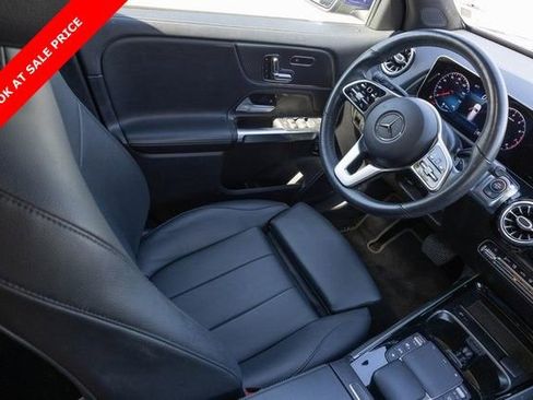 Used 2021 Mercedes-Benz GLB 250 GLB 250 image 24