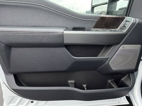 New 2026 Ford F250 Lariat image 21