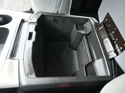 Used 2018 RAM 1500 Big Horn image 23