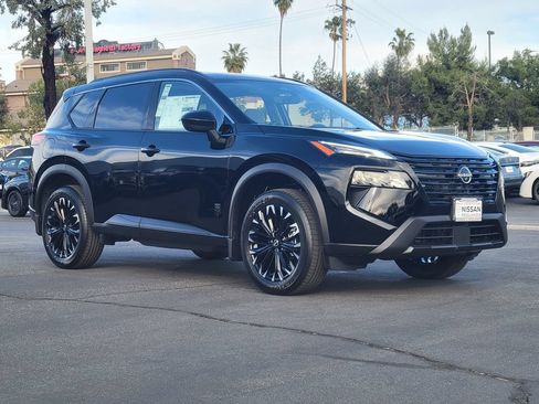 New 2026 Nissan Rogue SV FWD image 4