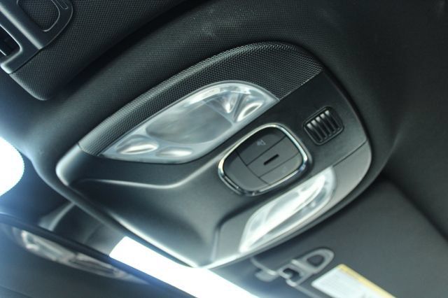 Used 2025 Jeep Compass Trailhawk AWD/4WD image 23