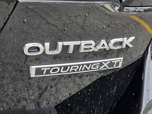 Used 2022 Subaru Outback Touring XT w/ Popular Package #2 image 11
