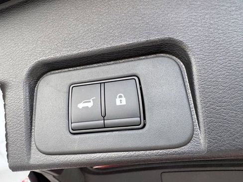 Certified 2026 Nissan Rogue SV AWD/4WD image 12