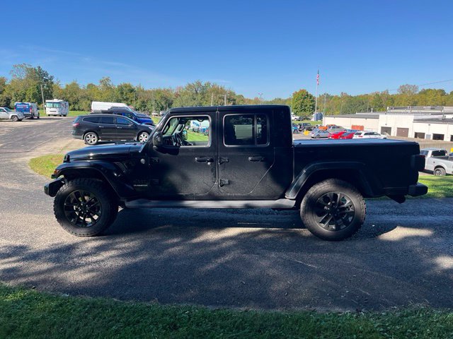 Used 2021 Jeep Gladiator Overland AWD/4WD image 8