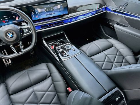 Certified 2024 BMW 740i RWD image 24