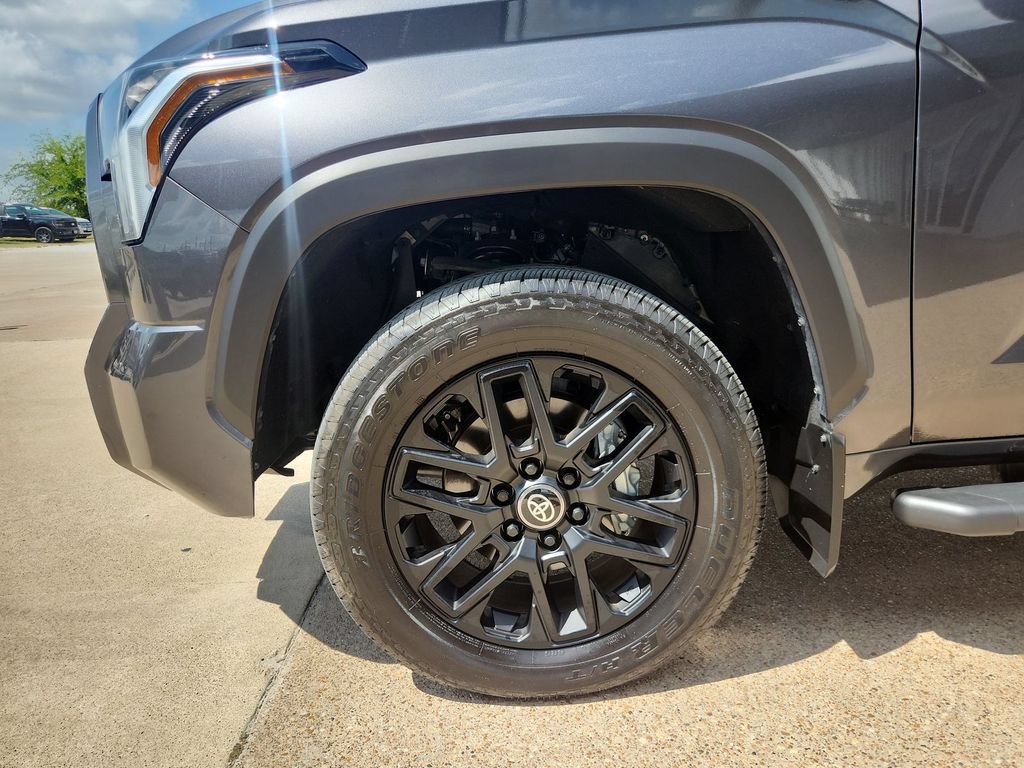 Used 2026 Toyota Tundra SR5 w/ SX Package AWD/4WD image 14