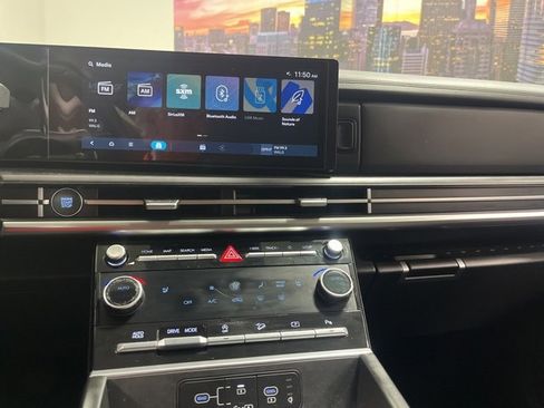 Used 2025 Hyundai Santa Fe SEL image 16