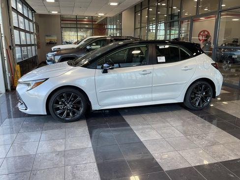 New 2026 Toyota Corolla XSE image 3