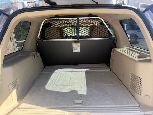 Used 2015 Ford Expedition XL image 4