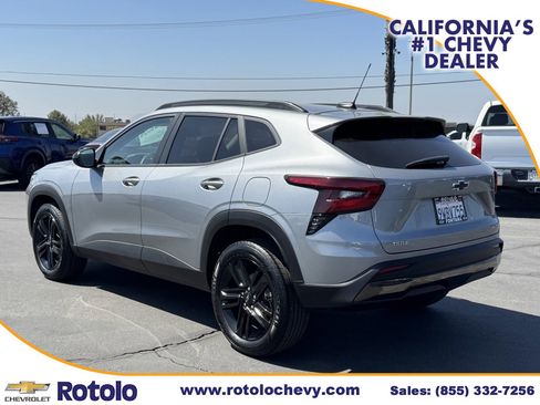 Used 2026 Chevrolet Trax ACTIV w/ Driver Confidence Package FWD image 4