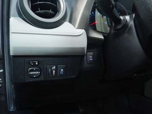 Used 2015 Toyota RAV4 LE AWD/4WD image 20