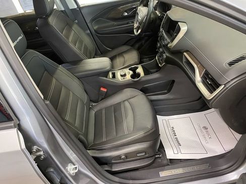 Used 2023 GMC Terrain Denali w/ Denali Premium Package AWD/4WD image 17