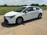 Used 2022 Toyota Corolla LE image 4