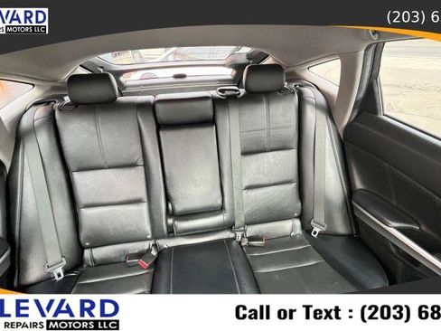 Used 2015 Honda Crosstour EX-L image 29