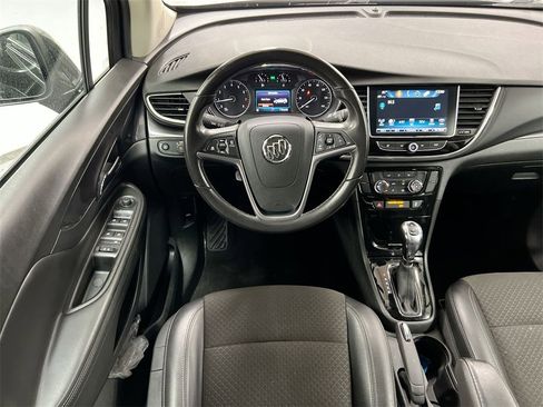 Used 2020 Buick Encore Preferred w/ Safety Package image 19