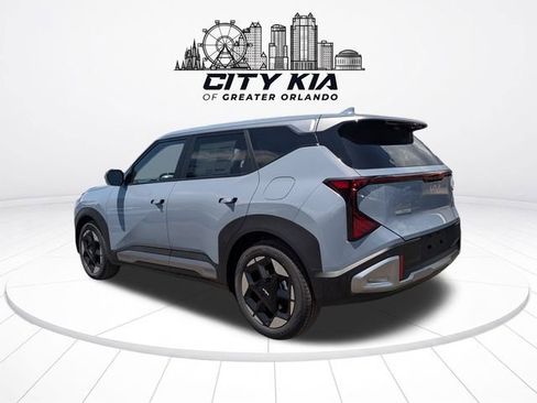 New 2027 Kia Seltos S FWD image 5