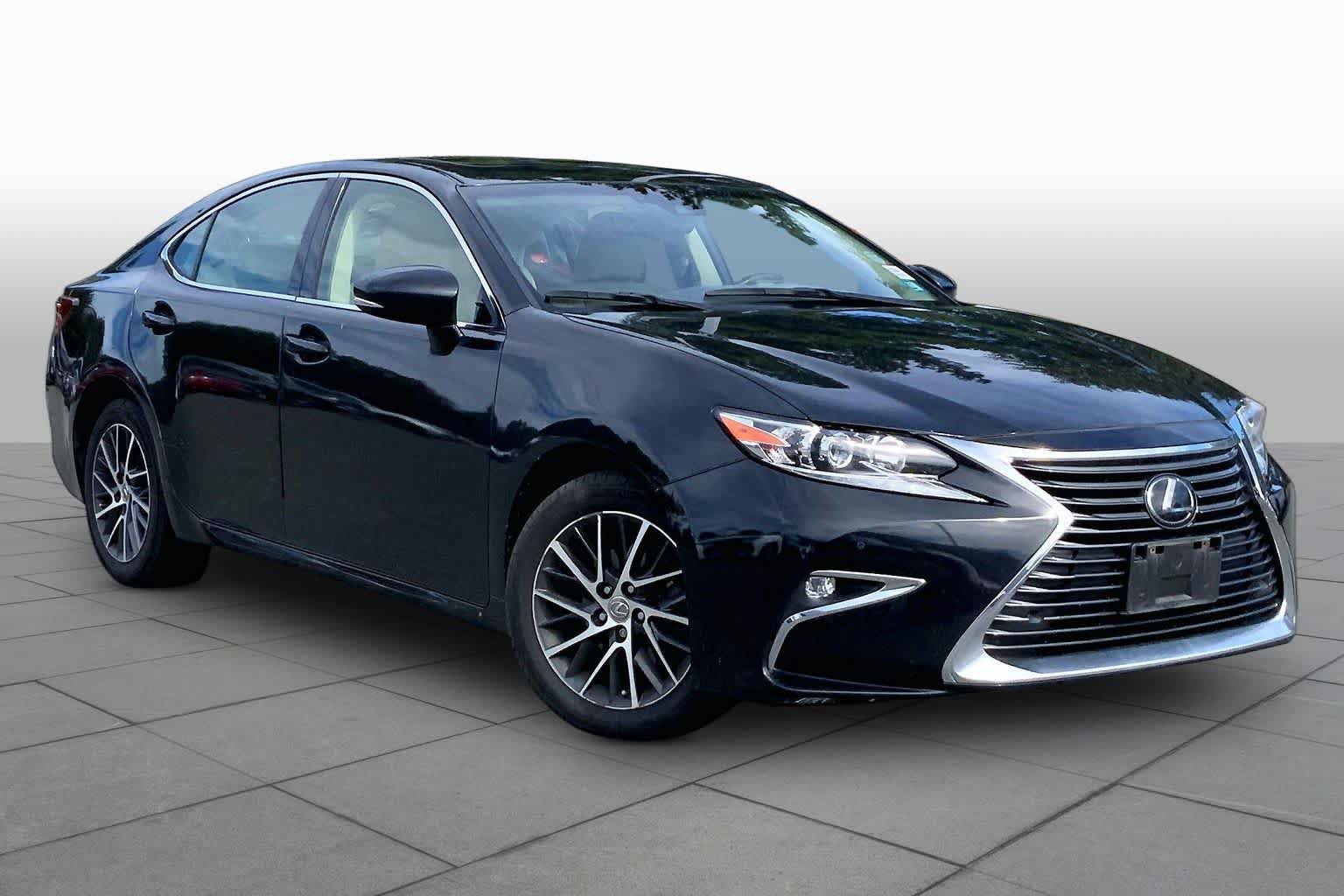 Used 2017 Lexus ES 350 FWD image 3