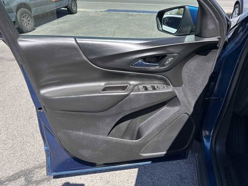 Used 2021 Chevrolet Equinox LT image 11