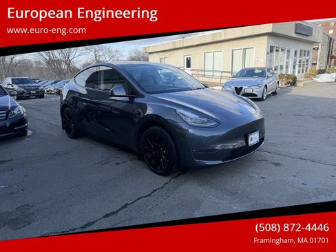 Used 2021 Tesla Model Y Long Range image 1
