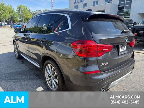 Used 2025 GMC Canyon Elevation image 10