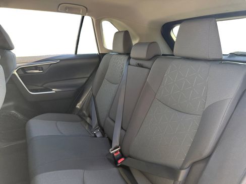 Used 2023 Toyota RAV4 Hybrid Woodland image 13