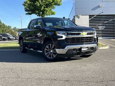 Used 2023 Chevrolet Silverado 1500 LT w/ LPO, Liner Protection Package AWD/4WD image 1
