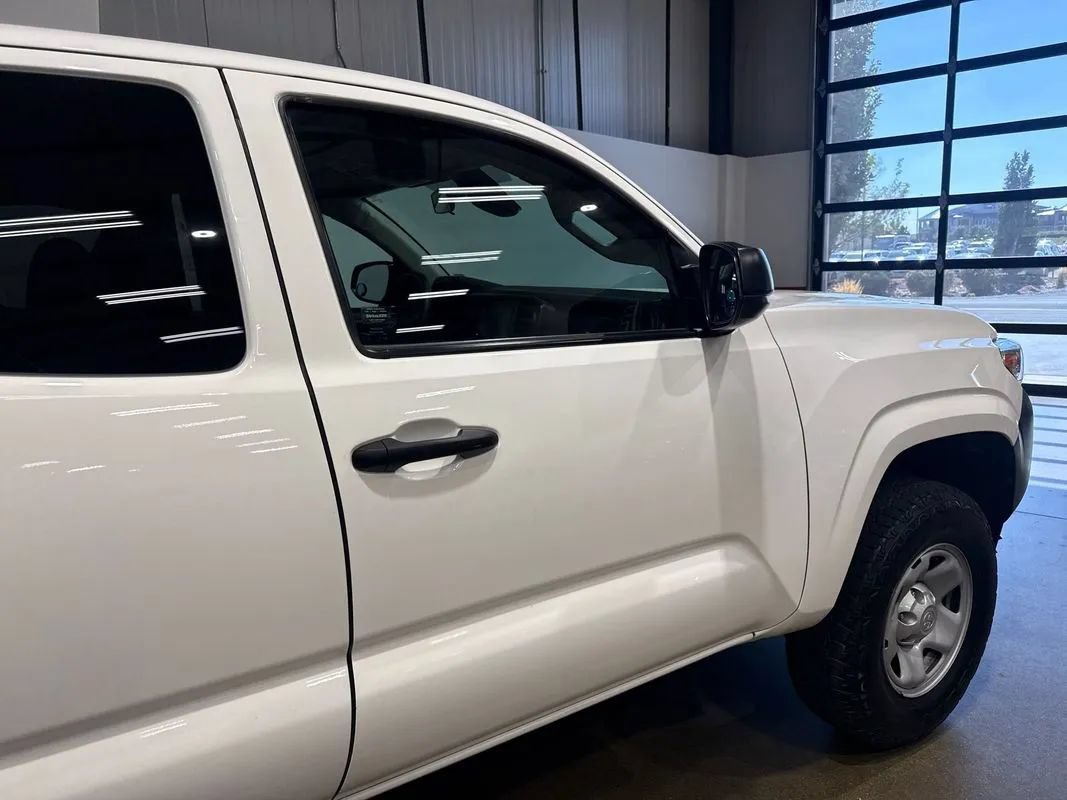 Used 2022 Toyota Tacoma SR AWD/4WD image 52
