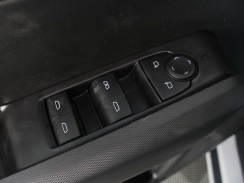 New 2026 Chevrolet Colorado LT image 15