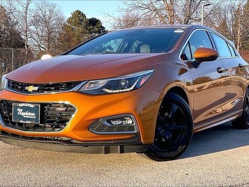 Used 2017 Chevrolet Cruze Premier w/ RS Package image 2