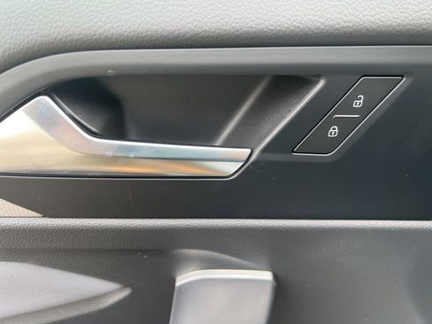 New 2026 Volkswagen Jetta SE image 18