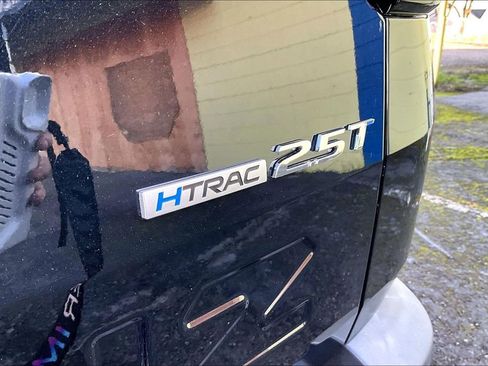 Used 2022 Hyundai Santa Cruz SEL Premium image 11