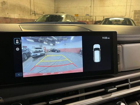 Used 2025 Hyundai Santa Fe SEL image 23