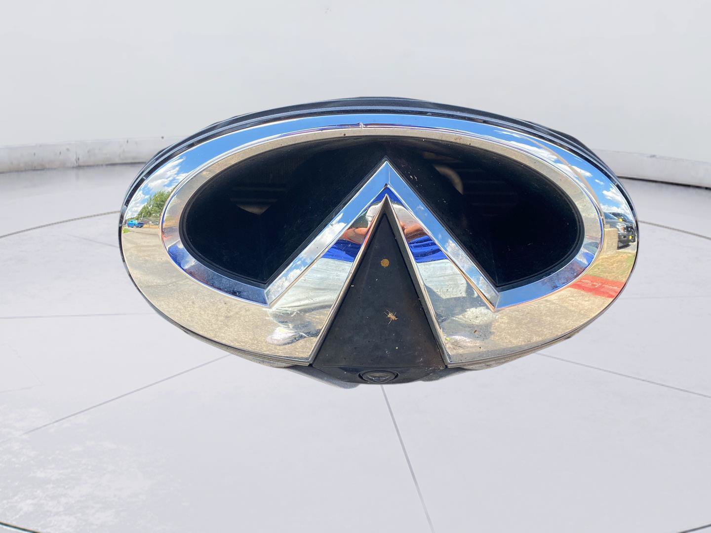 Used 2019 INFINITI QX80 Luxe w/ 22" Wheel Package RWD image 9