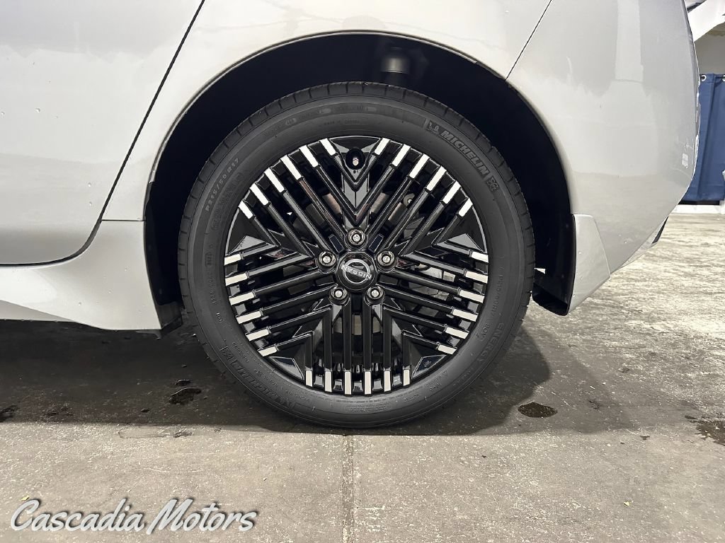 Used 2023 Nissan Leaf SV Plus FWD image 33